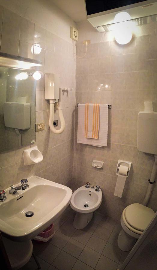 Albergo La Pace Pradleves Ngoại thất bức ảnh